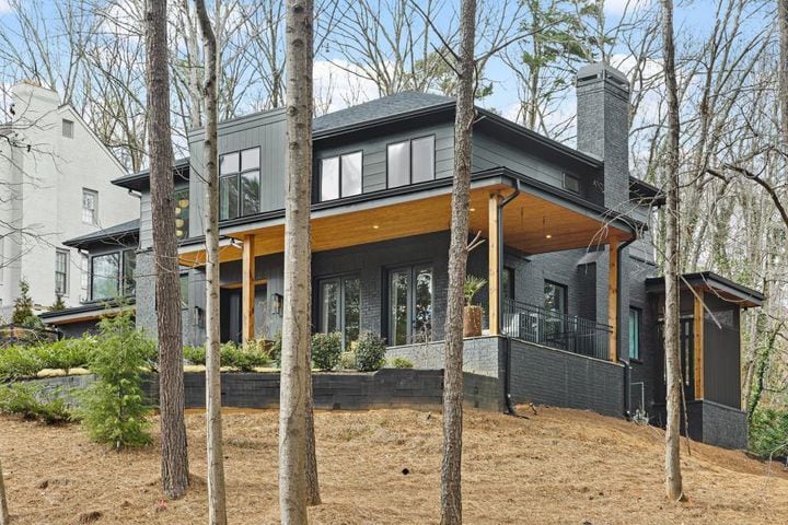 Stunning hilltop home near Chattahoochee River lists for $2.15M