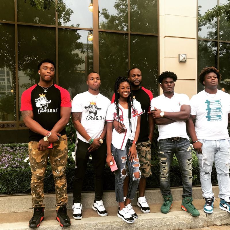 Georgia Tech freshman running back Jamious Griffin with his four siblings and his father Tyrone. From left to right: Jaylen, Ja'Kolbi, Breana, Tyrone, Jamious and Ja'Quon. (Courtesy Tyrone Griffin)