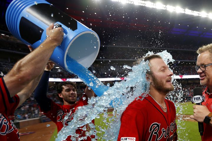 Photos: Braves outlast the Nationals in the bottom of the ninth