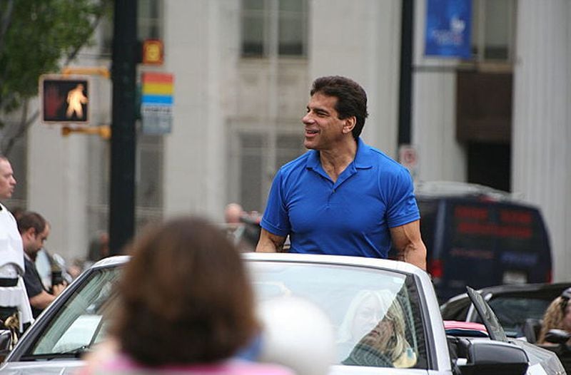 Many celebs are involved with Dragon Con, including Lou Ferrigno here at 2009's parade. Ferrigno is in the house for 2018 as well.