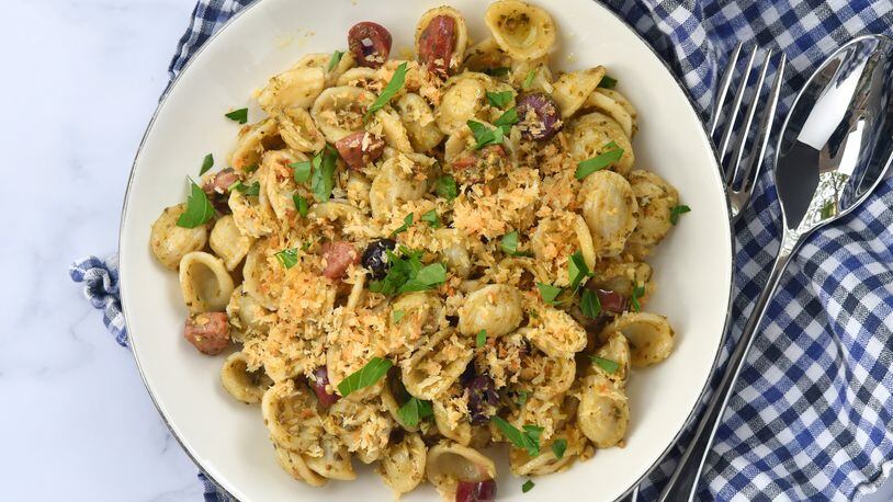 Pesto Pasta with Sausage and Olives. (CHRIS HUNT FOR THE ATLANTA JOURNAL-CONSTITUTION)