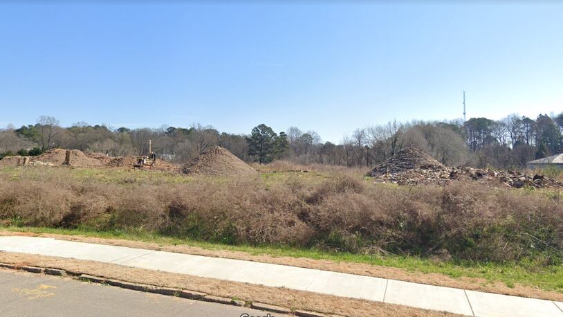 This is a Google Maps image of an unpermitted landfill along Avondale Avenue in southeast Atlanta, which a developer wants to turn into apartments and rental townhomes.