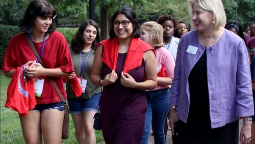 8/23/18 - Atlanta - Rachel de las Casas and Natalia Rosas, incoming first year students at Agnes Scott College, left to right, talk to the president of the college, Leocadia (Lee) I. Zak at Agnes Scott College on Thursday, August 23. Jenna Eason / Jenna.Eason@coxinc.com