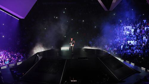 Jay-Z's groovy stage setup at Philips Arena on Nov. 14, 2017. Photo: Robb Cohen Photography & Video /RobbsPhotos.com