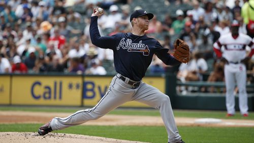 Atlanta Braves starter Mike Foltynewicz throws against the Chicago White Sox during the first inning of an interleague baseball game in Chicago, Sunday, July 10, 2016. (AP Photo/Nam Y. Huh)