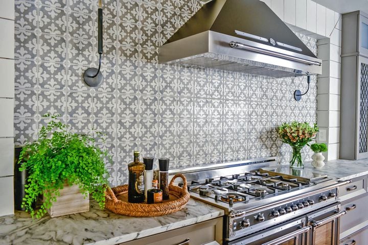 Modern design influences kitchen redo in couple’s Brookhaven traditional