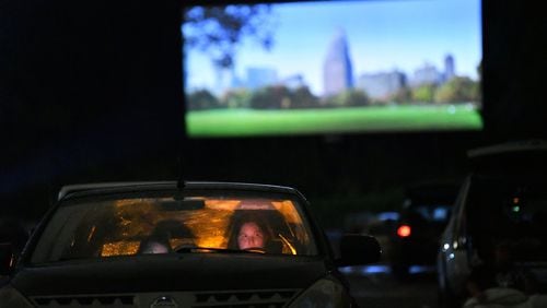 The Starlight Drive-in attracts movie-goers as people look for socially distanced, safe entertainment options. (Hyosub Shin / Hyosub.Shin@ajc.com)