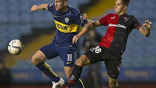 Franco Escobar (right) is joining Atlanta United after playing at Newell's Old Boys in Argentina.