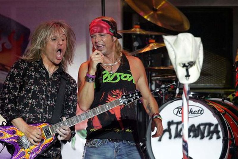 C.C. DeVille and Bret Michaels of Poison performing "We're An American Band".