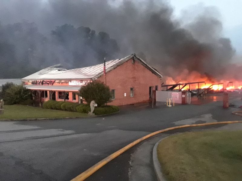 Part of a boat storage facility in Buford went up in flames early Sunday morning.