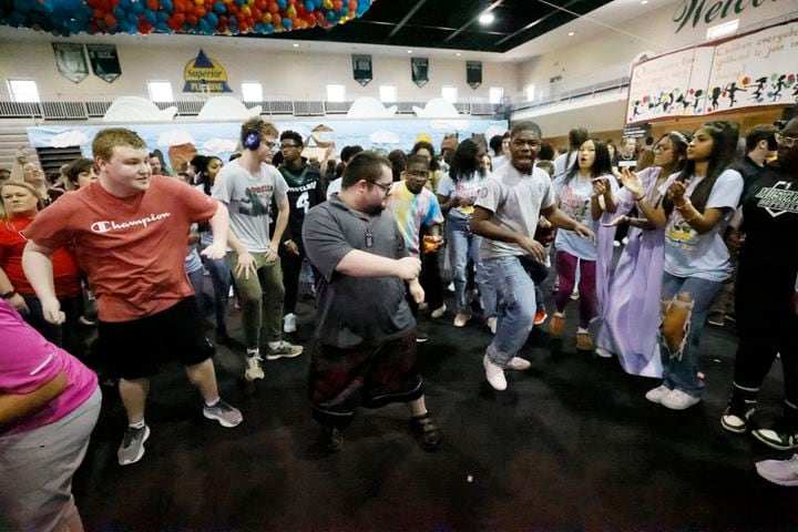 Cobb dance for students with special needs