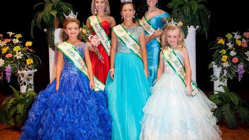 (Left to right) India Margaret Cheek of Hawkinsville – Little Miss Georgia Peach; Lizzy Stanford of Cuthbert – Miss Georgia Peach; Averi Lauren Smith of Americus – Junior Miss Georgia Peach; Ashley Moore of Oglethorpe – Teen Miss Georgia Peach; and Bella Grace Sanders of Forsyth - Tiny Miss Georgia Peach. These ladies are the 2016 Miss Georgia Peach Queens.
