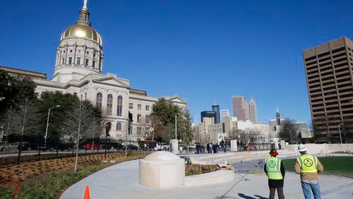 The Georgia Capitol and Liberty Plaza as they appeared on Jan. 6. (BOB ANDRES / BANDRES@AJC.COM)