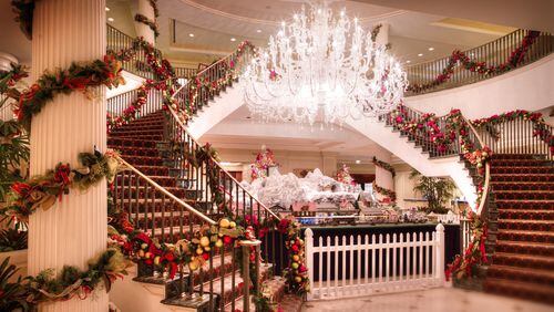 The lobby of the Belmond Charleston Place dressed for the holidays. (Belmond)