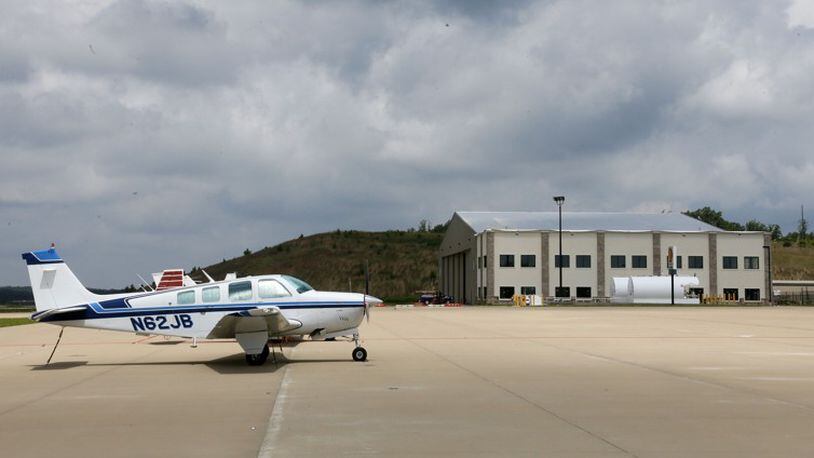 The possibility of starting commercial airline service at the Paulding County Airport took a blow after a federal court ruling allowed the airport authority to withdraw from a contract,