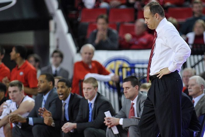 Georgia head coach Mark Fox reacts while coaching from the bench during an NCAA college basketball game against South Carolina, Tuesday, Feb. 17, 2015, in Athens, Ga. (AP Photo/Athens Banner-Herald, AJ Reynolds) Mark Fox is not pleased. (AP photo/Athens Banner-Herald/ Al Reynolds.)