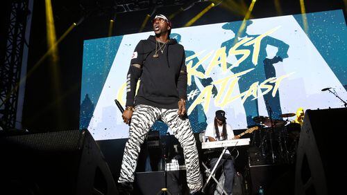 2 Chainz is giving beyond the holiday season. Photo: Robb D. Cohen/www.robbsphotos.com.