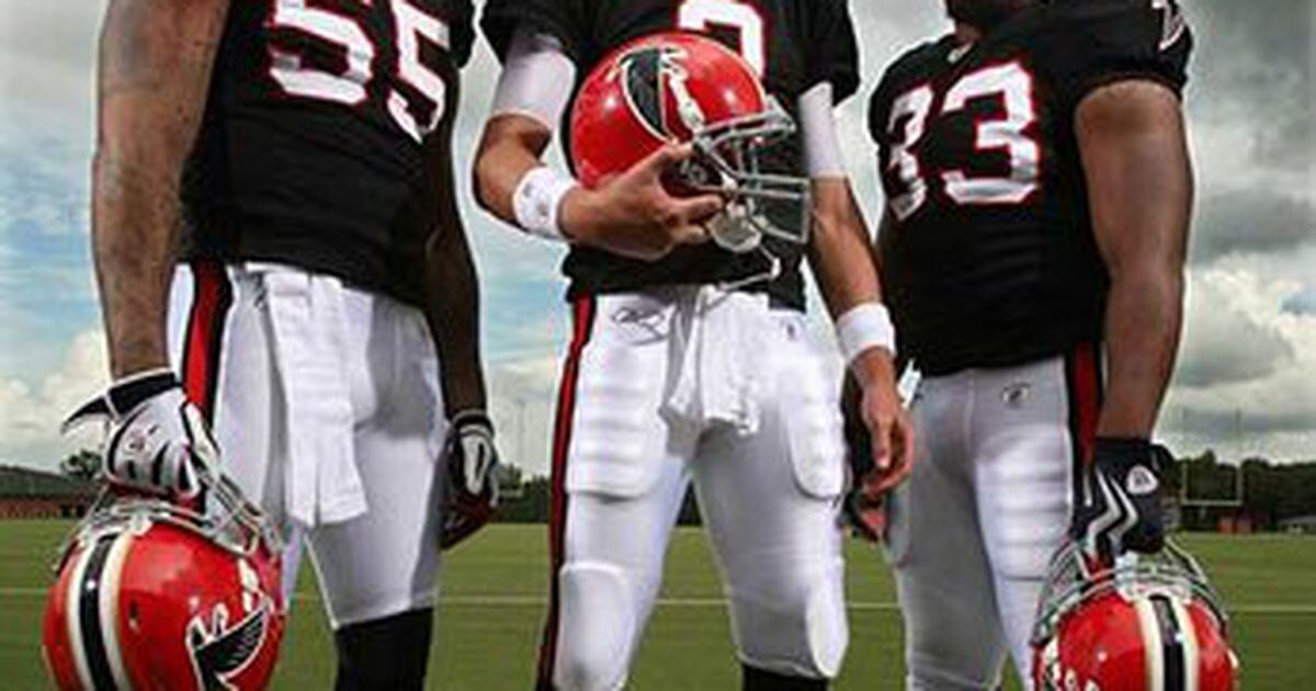Opinion: Falcons should permanently adopt throwback uniforms