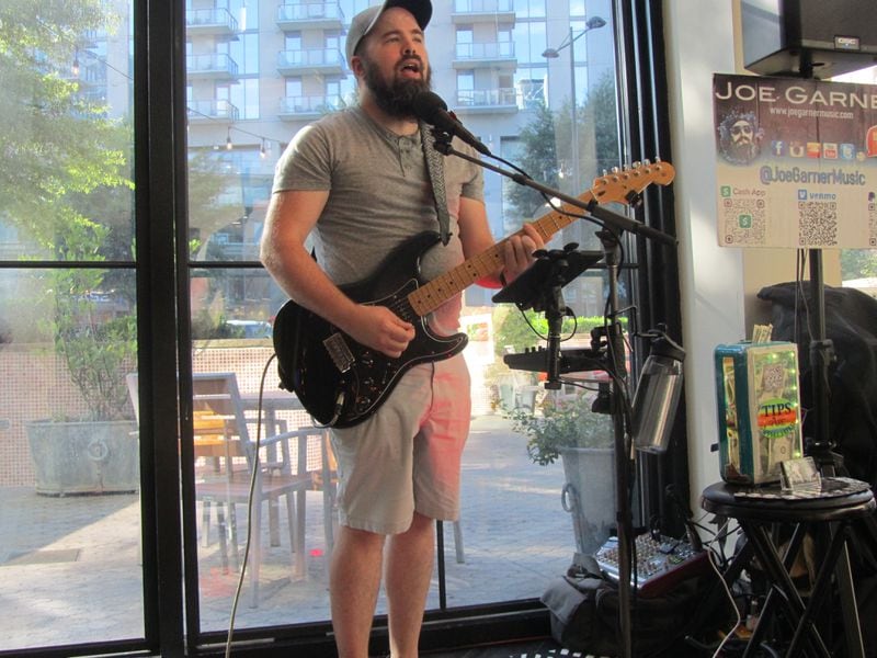 Joe Garner sings for your supper at Sister in Buckhead. 
Photo: Courtesy of Grady McGill