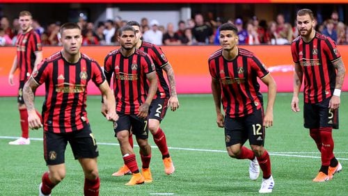 May 12, 2019 Atlanta: Atlanta United players prepare for a corner kick in front of the Orlando City goal during the second half in a MLS soccer match on Sunday, May 12, 2019, in Atlanta.  Curtis Compton/ccompton@ajc.com