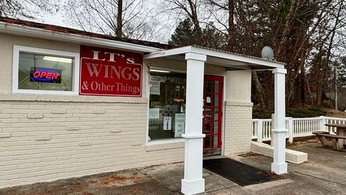 LT's Wings owners confirmed that the southwest Atlanta shop will close.