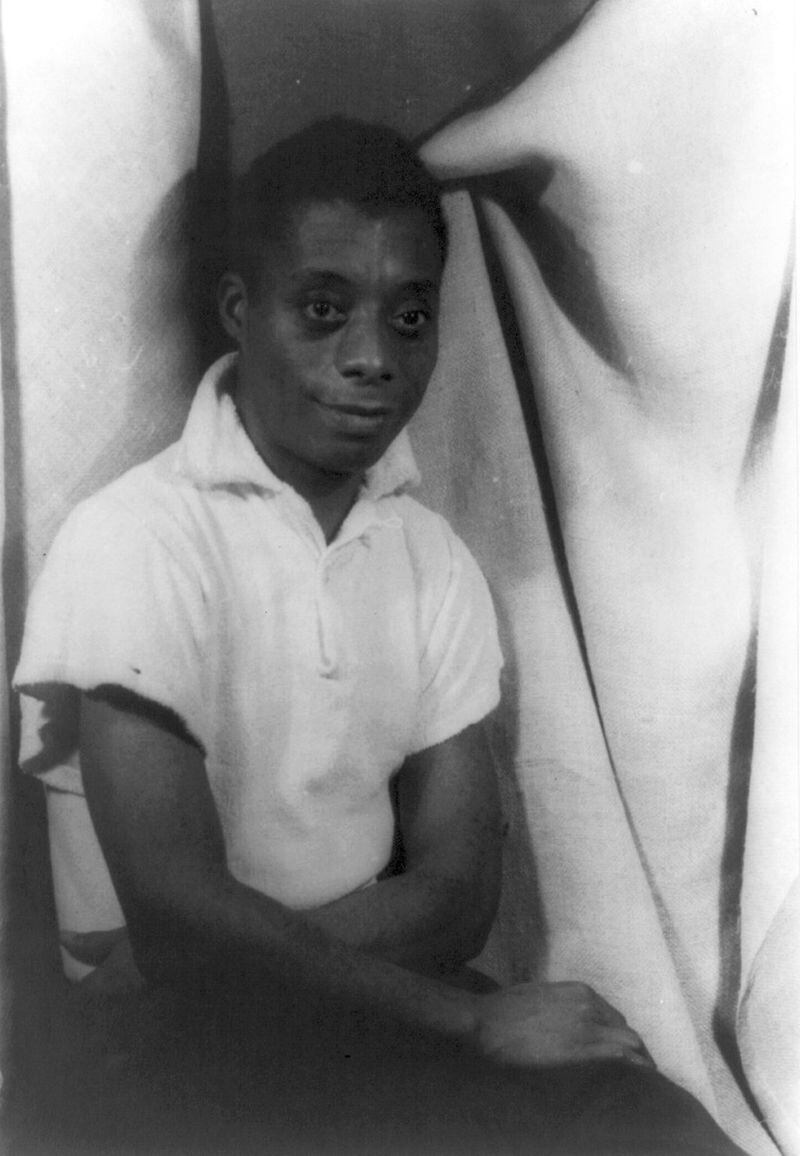 Šis autoriaus Jameso Baldwino portretas buvo nufotografuotas rugsėjo mėn.  1955 m. 13 d., fotografas Carlas Van Vechtenas.  PRIEDĖJO KONGRESO BIBLIOTEKA