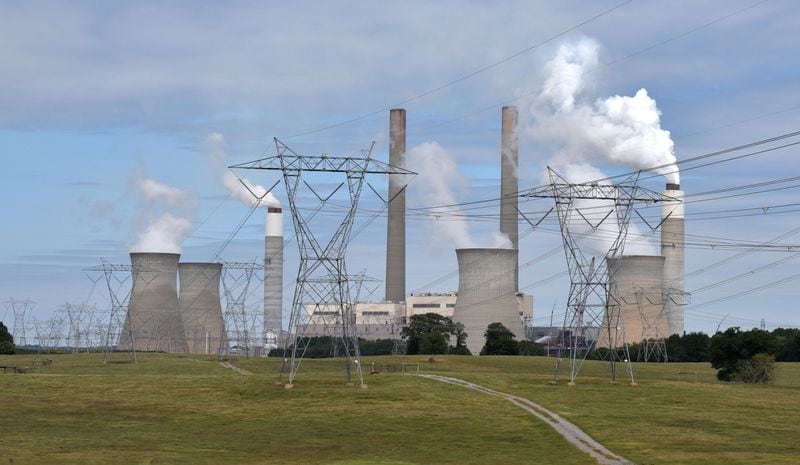 Georgia Power's Plant Bowen in Cartersville is shown on Thursday, Sept. 17, 2015. The company is recycling coal ash at Bowen and two other sites for use in concrete. HYOSUB SHIN / HSHIN@AJC.COM