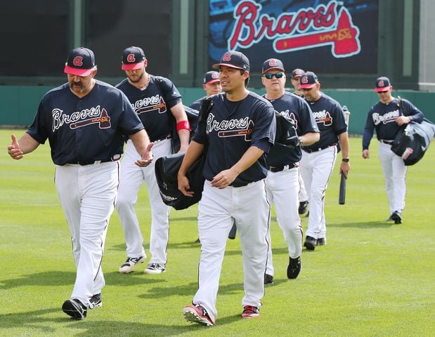 Photos: Braves hit the field at spring training