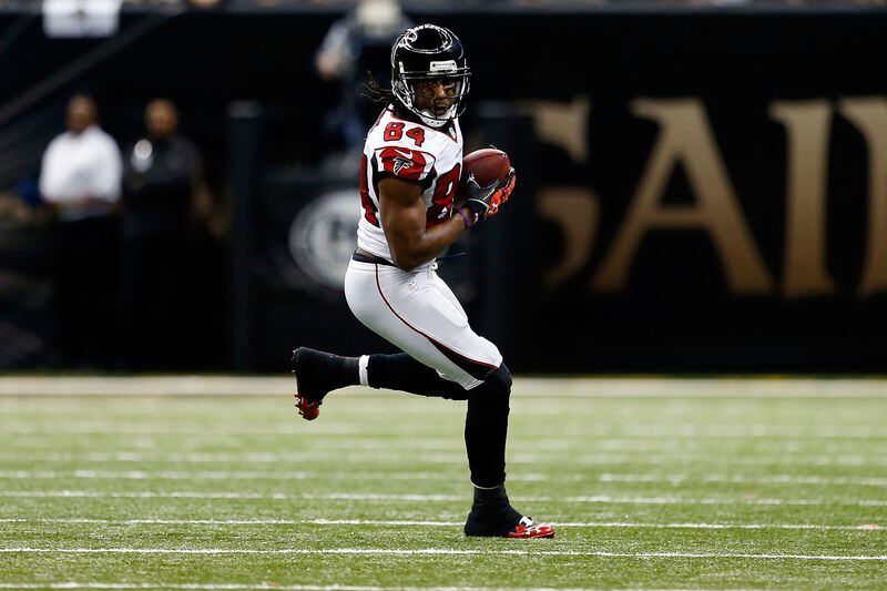 NEW ORLEANS, LA - DECEMBER 21: Roddy White #84 of the Atlanta Falcons runs for yards during the second quarter of a game against the New Orleans Saints at the Mercedes-Benz Superdome on December 21, 2014 in New Orleans, Louisiana. (Photo by Sean Gardner/Getty Images) NEW ORLEANS, LA - DECEMBER 21: Roddy White #84 of the Atlanta Falcons runs for yards during the second quarter of a game against the New Orleans Saints at the Mercedes-Benz Superdome on December 21, 2014 in New Orleans, Louisiana. (Photo by Sean Gardner/Getty Images)