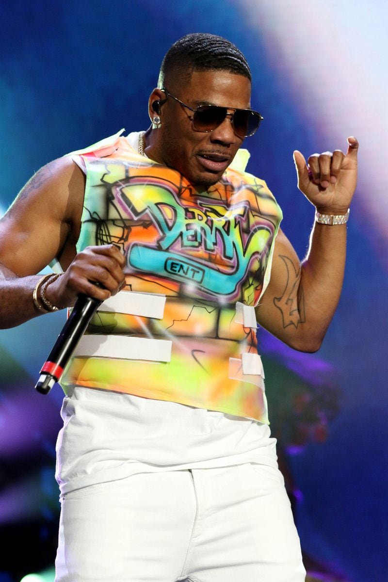 Rapper Nelly still has the moves.  Photo: Robb Cohen Photography & Video /RobbsPhotos.com