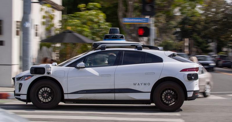 Waymo conducts testing of self-driving vehicles with safety drivers in Santa Monica, California, on Feb. 21, 2023. (Allen J. Schaben/Los Angeles Times/TNS)