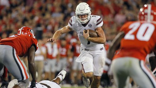 9/23/17 - Athens, GA -  Mississippi State Bulldogs quarterback Nick Fitzgerald (7)First half action during a NCAA college football game in Athens, GA.  UGA Bulldogs vs Mississippi State Bulldogs football.     BOB ANDRES  /BANDRES@AJC.COM