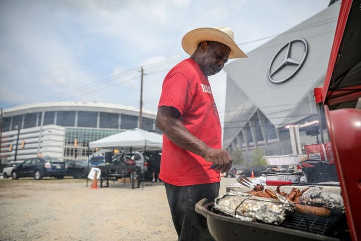 Photos: The scene at the Falcons’ new Mercedes-Benz Stadium