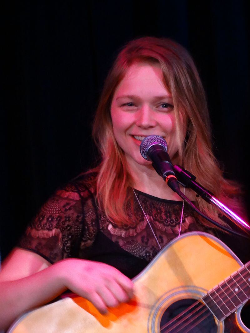 Crystal Bowersox was relaxed and in fine vocal form at Eddie's Attic Tuesday. CREDIT: Rodney Ho/rho@ajc.com