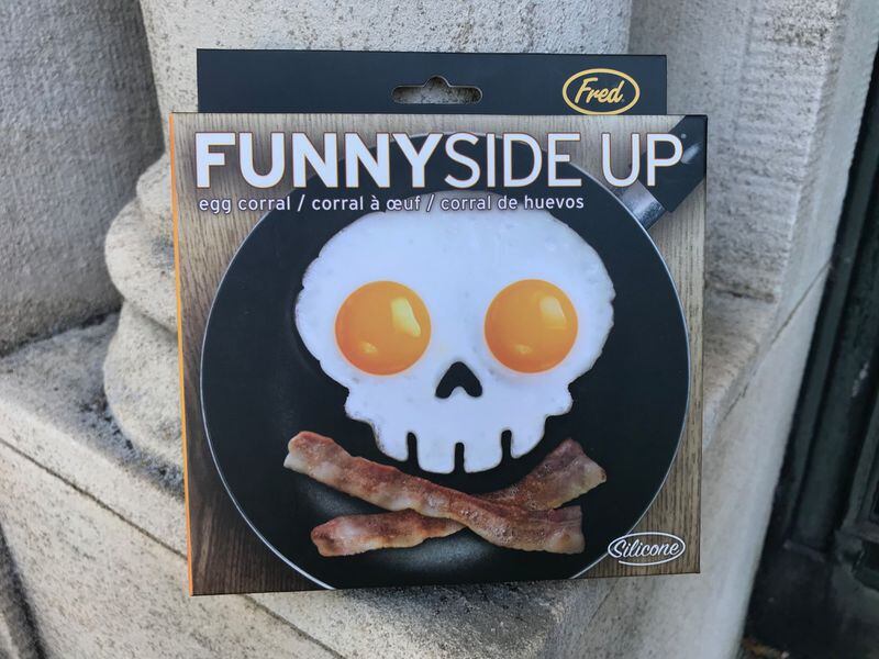 Funnyside Up Skull Egg Corral