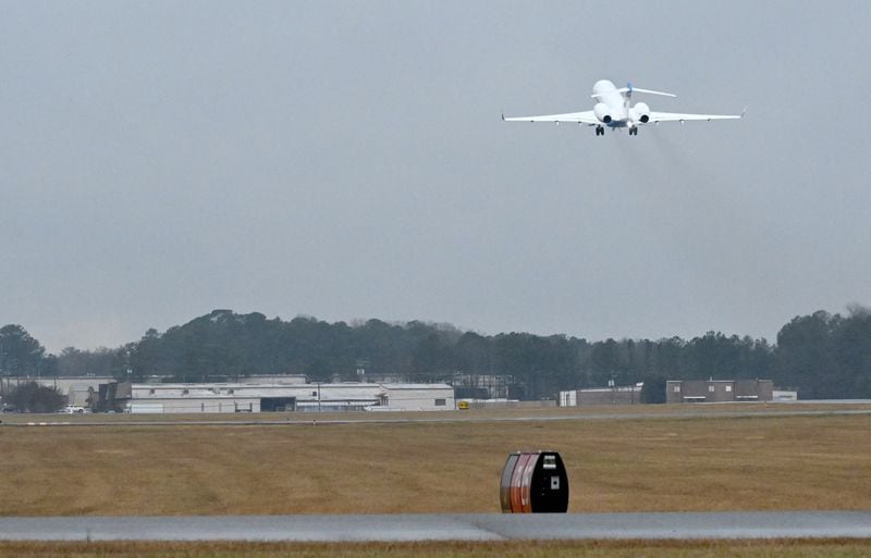 Beechcraft B55 airplane takes off from The Gwinnett County Airport - Briscoe Field, Thursday, Jan. 19, 2023, in Lawrenceville. The Gwinnett County Airport - Briscoe Field is located on approximately 500 acres northeast of the city of Lawrenceville. (Hyosub Shin / Hyosub.Shin@ajc.com)