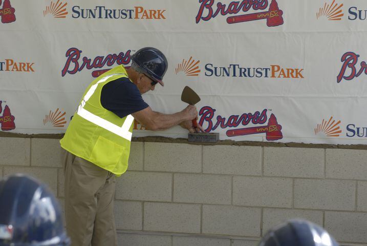 Photos: Ceremonial first bricks laid at Braves' new stadium