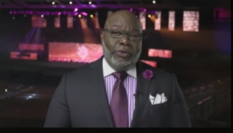 Bishop T.D. Jakes sent a video tribute to Eddie Long's funeral.