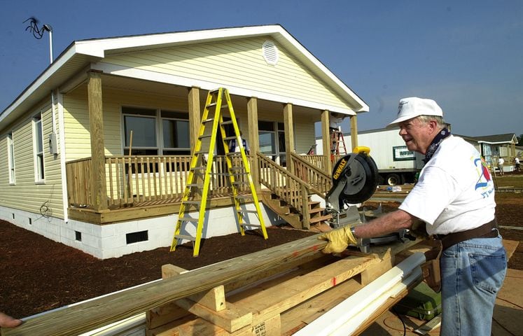 Jimmy and Rosalynn Carter's work with Habitat for Humanity