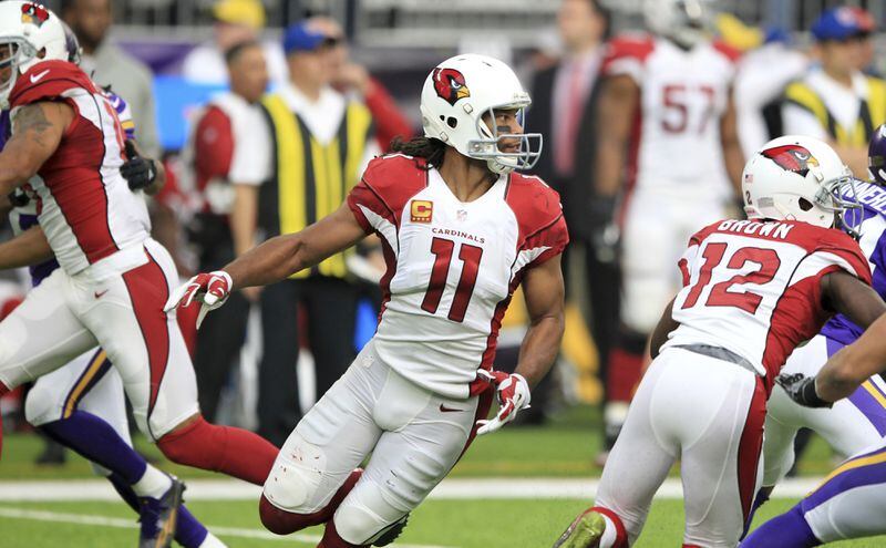 Arizona Cardinals wide receiver Larry Fitzgerald (11) runs a pass route during the first half of an NFL football game against the Minnesota Vikings Sunday, Nov. 20, 2016, in Minneapolis. (AP Photo/Andy Clayton-King)