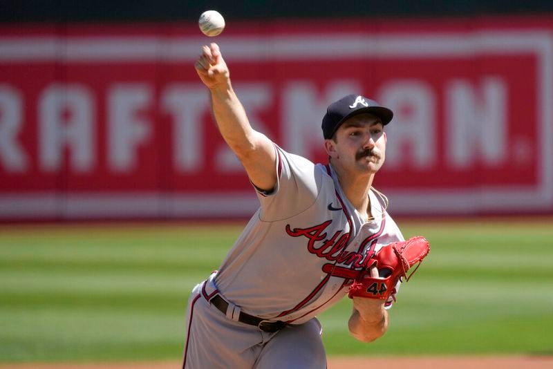 Atlanta Braves starting pitcher Spencer Strider throws against the Oakland Athletics during the first inning of a baseball game in Oakland, Calif., Wednesday, Sept. 7, 2022. (AP Photo/Tony Avelar)