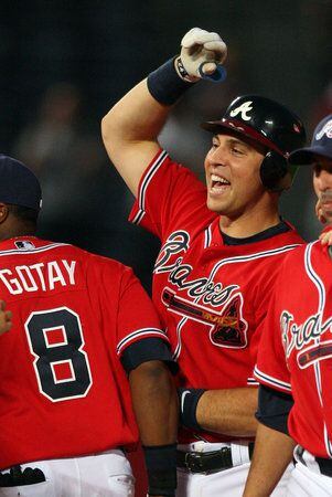 Braves win longest game in Turner Field history