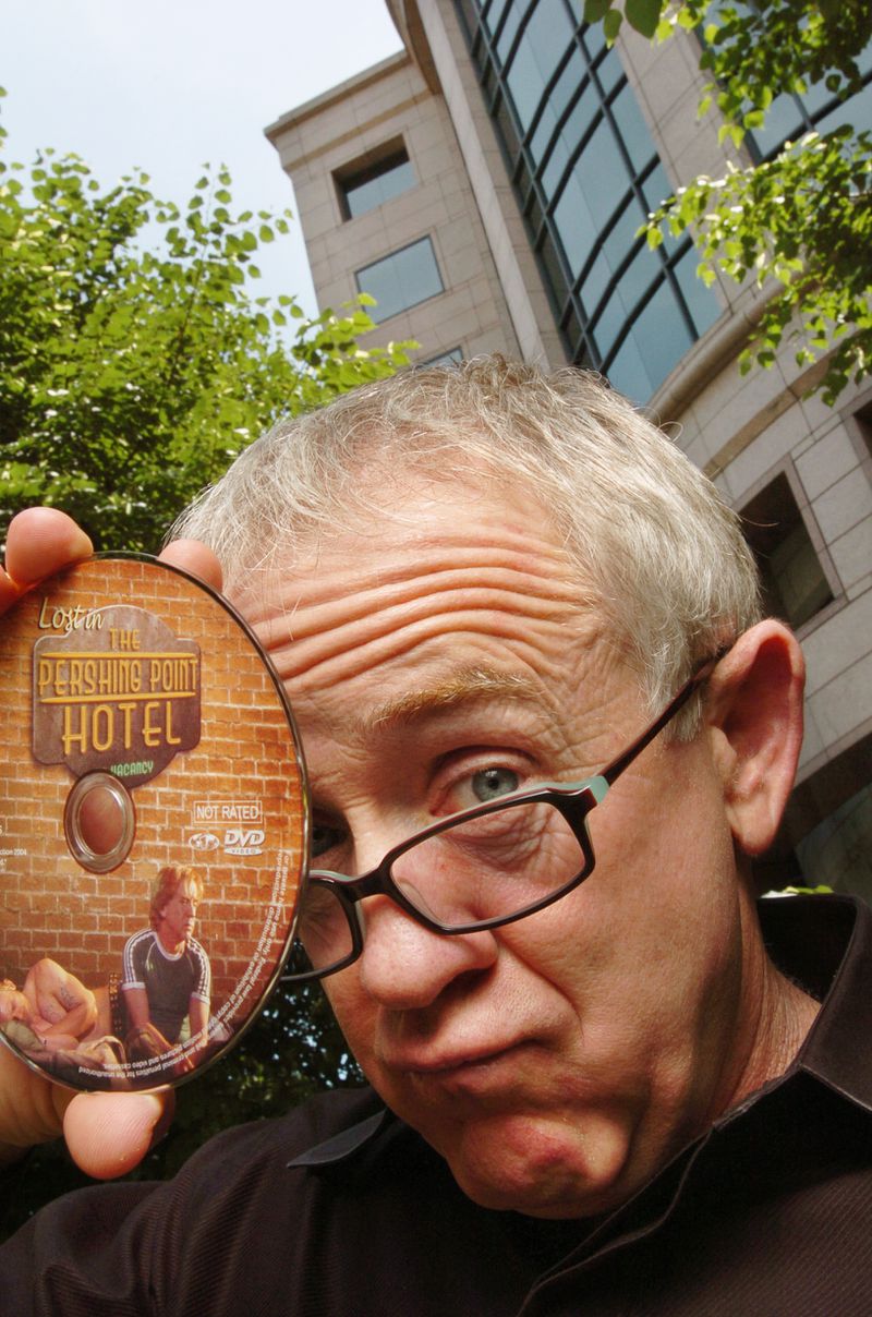 060506 ATLANTA,GA.:  Character actor Leslie Jordan (CQ). He wrote and shot an independent film "Lost in the Pershing Point Hotel." Now out on DVD, the film has acheived a cult status. Jordan is photographed on the site of the hotel,(It's now Pershing Park Plaza),  where Peachtree and West Peachtree merge. We're doing a Sunday Living focal point story on the 1970s-era counter-culture hang out, The Pershing Point Hotel and the folks who lived through it. (JOEY IVANSCO/ AJC staff)