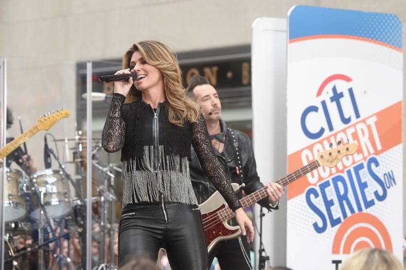  NEW YORK, NY - JUNE 16: Shania Twain performs on stage at the Citi Concert Series on TODAY at Rockefeller Park on June 16, 2017 in New York City. (Photo by Jamie McCarthy/Getty Images for Citi)