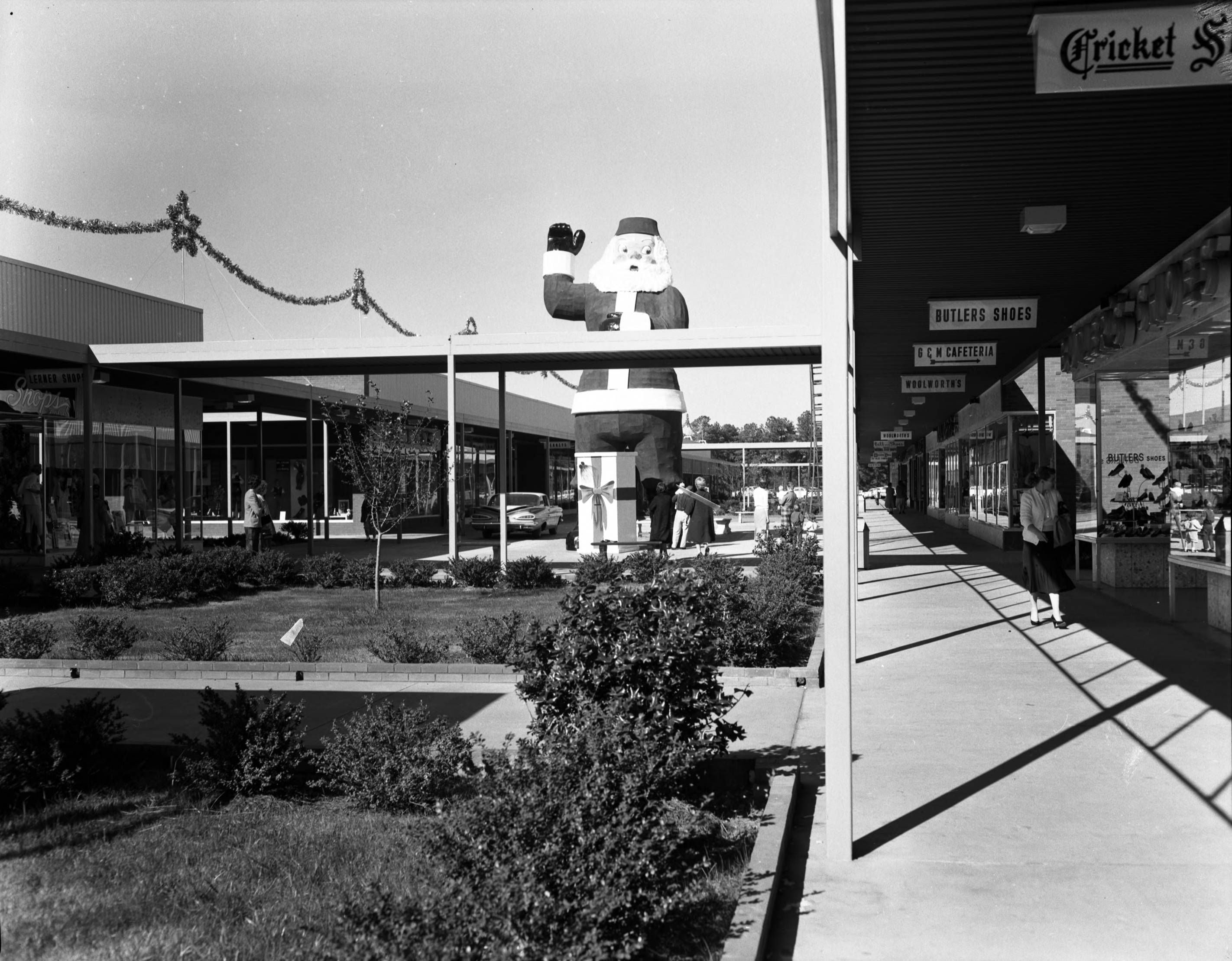 Vintage Atlanta - Cumberland Mall, 1973. Credit: AJC 1973