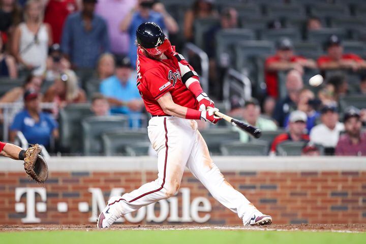 Photos: Braves outlast the Nationals in the bottom of the ninth