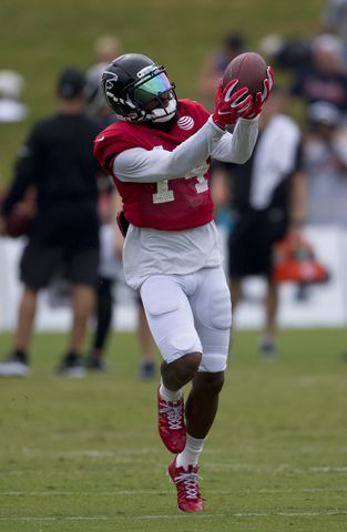 Photos: First live action for Julio as training camp continues
