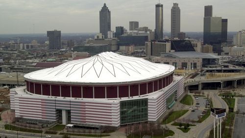 A University of Tennessee fan was killed in a fall from the upper deck of the Georgia Dome during the Chick-fil-A kickoff game on Friday night. (2001 photo of the Georgia Dome.)