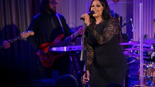 WASHINGTON, DC - AUGUST 02: Chrisette Michele performs a song for President Obama, first lady Michelle Obama, Prime Minister Lee Hsien Loong, Madam Ho Ching at the White House on August 2, 2016 in Washington, DC. The Obamas are hosting the prime minister and his wife for an official state dinner.  (Photo by Leigh Vogel-Pool/Getty Images)