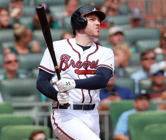 Photos: Braves collapse at home against Red Sox